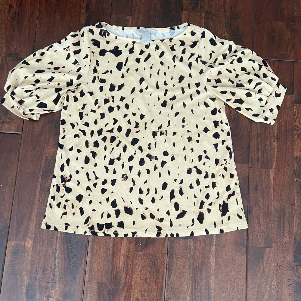H&M Giraffe Blouse In Cream Size: S​